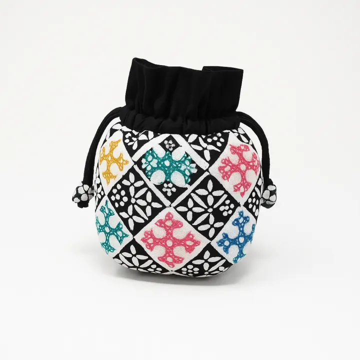 Batik Mosaic Drawstring Pouch – Black & White, black & white — detail 3