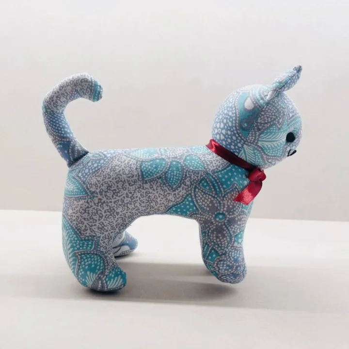 Batik Sky Kitty, handmade batik plush cat — detail 3