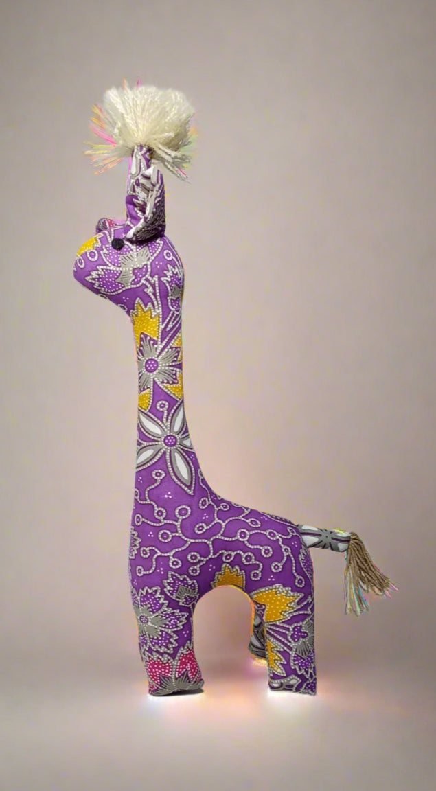 Batik Buddy Giraffe, plush batik giraffe — detail 2